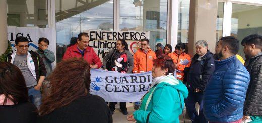 Los enfermeros de Río Grande realizan el paro de actividades