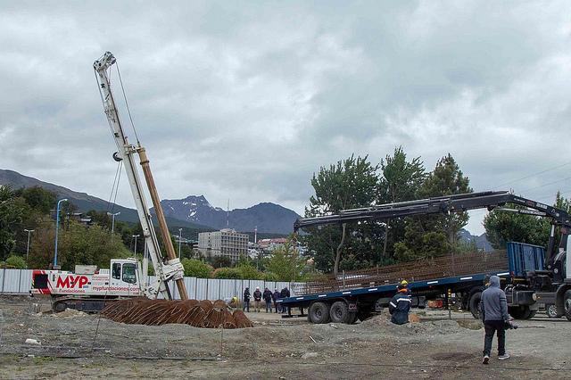 Vázquez recorrió la obra de ampliación del Hospital Regional de Ushuaia