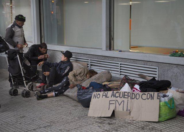 La pobreza llegó al 32% y alcanza a 12.950.000 personas en todo el país
