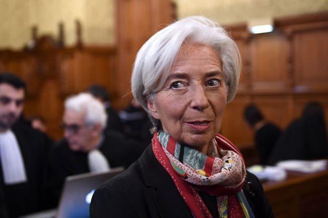El FMI sigue entrometiéndose en la política interna de nuestro país