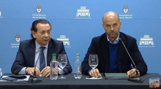 Conferencia de prensa de los ministros Dante Sica y Guillermo Dietrich