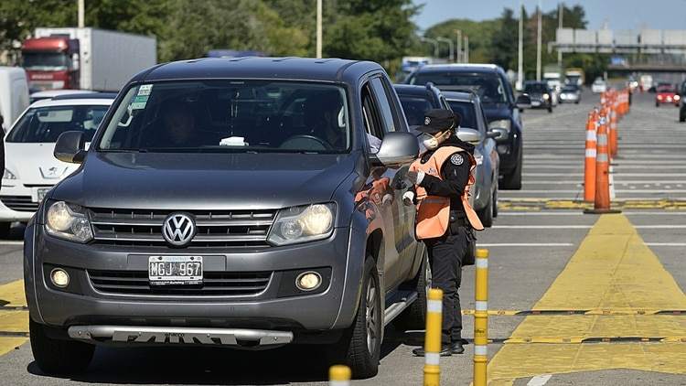 Permiso excepcional para personas varadas en el país