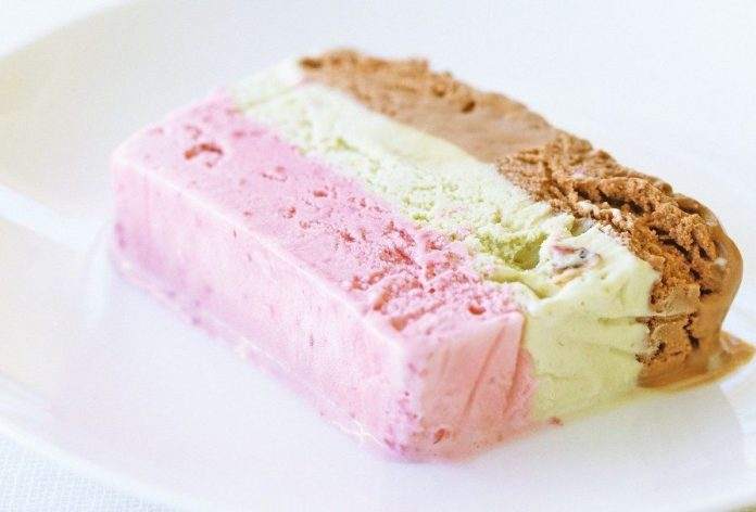 ANMAT prohibió la comercialización de un helado y una mermelada