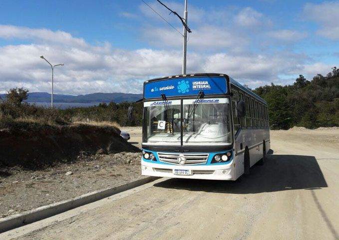 Usuarios de las líneas C, D, E de colectivos tienen el segundo viaje gratuito por combinación