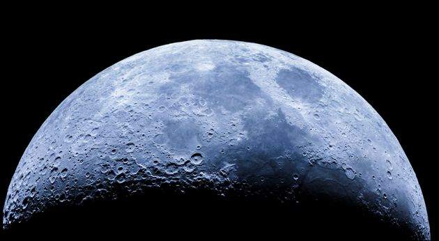 La NASA confirma que hay agua en la Luna