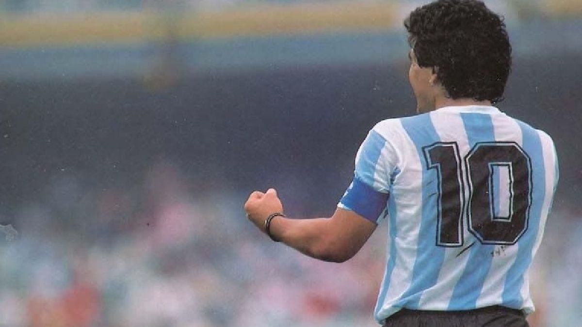 Ushuaia se suma a los 3 días de duelo por la muerte de Maradona