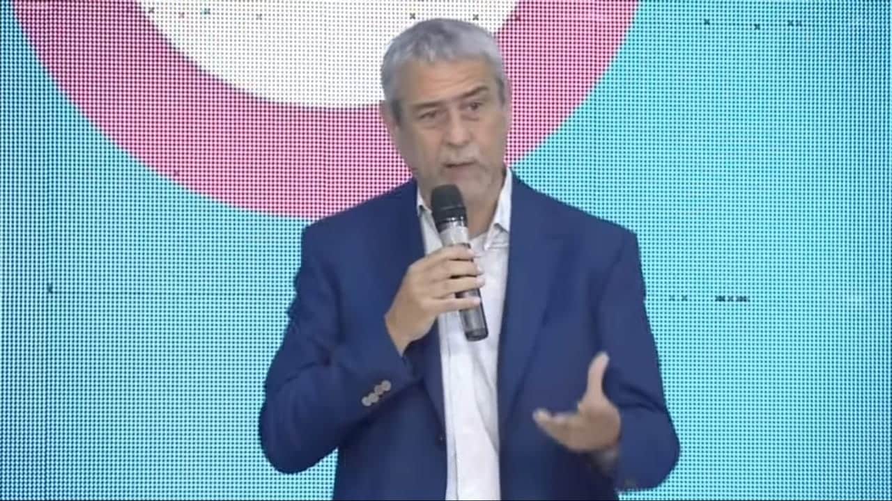 Ferraresi volverá a Ushuaia para entregar las viviendas de PROCREAR