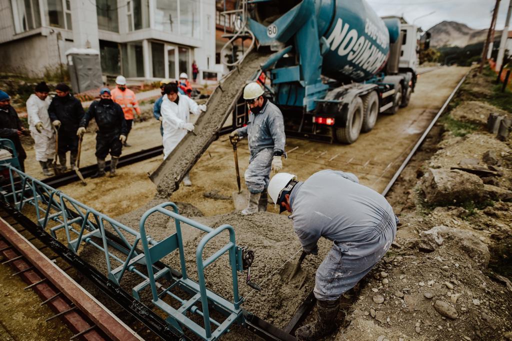 Calle Yaganes: inició la última etapa de la obra