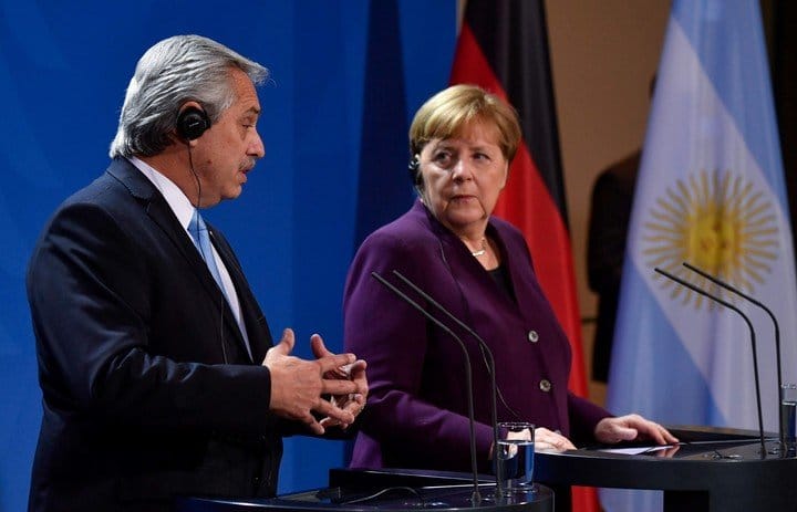 Merkel se comprometió a apoyar a la Argentina frente al FMI y el Club de París