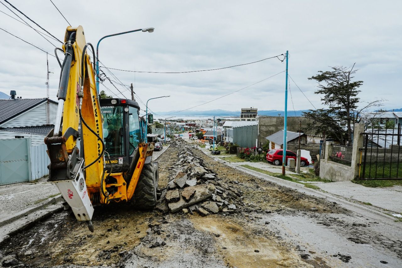 Avanzan los trabajos viales en Ushuaia