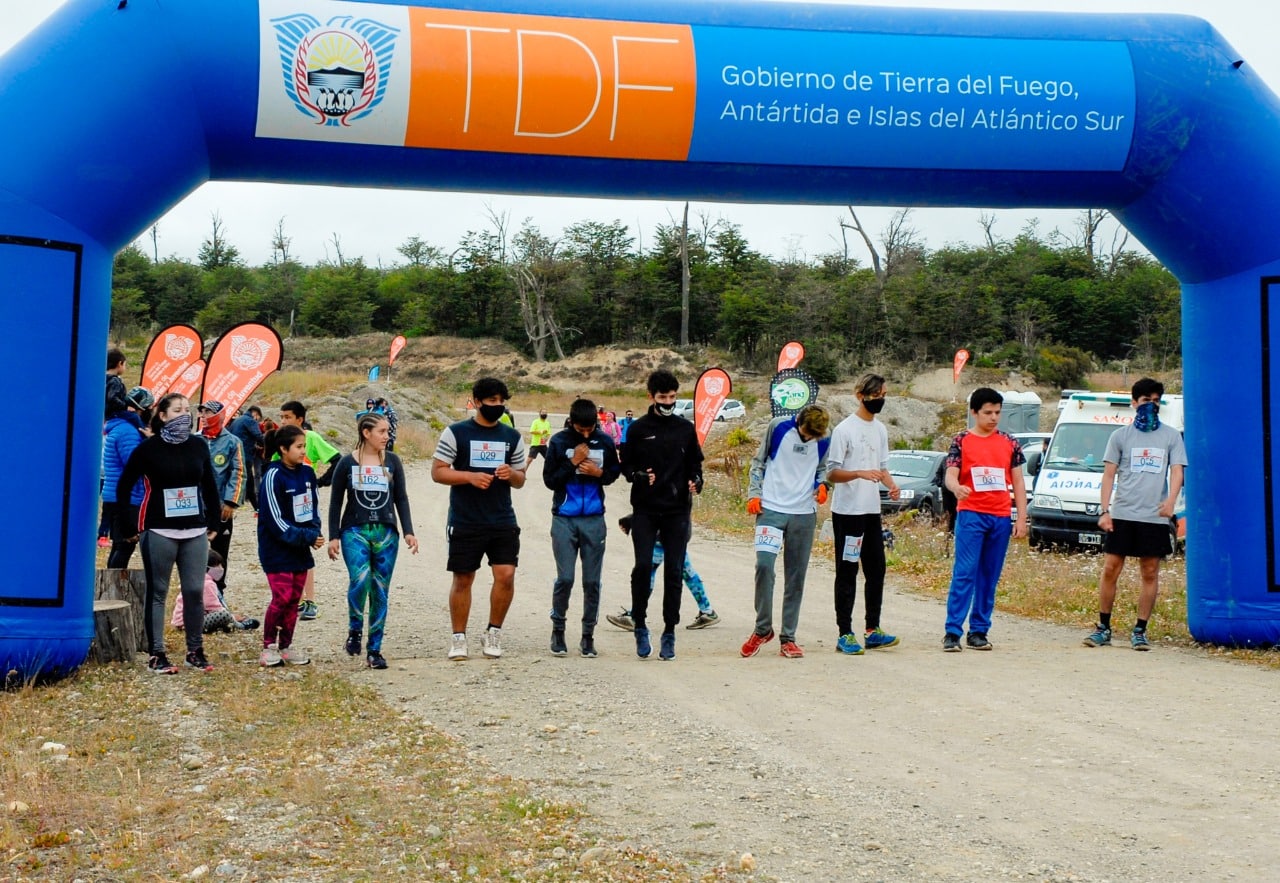 Mas de 120 corredores participaron del Trail Running «Reserva Río valdéz»