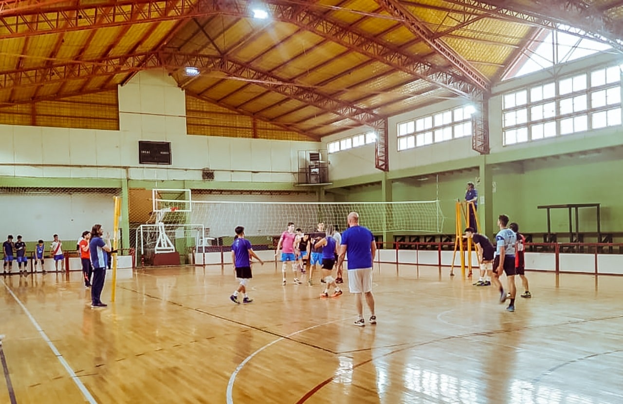 Se realizo el primer encuentro del seleccionado de voley