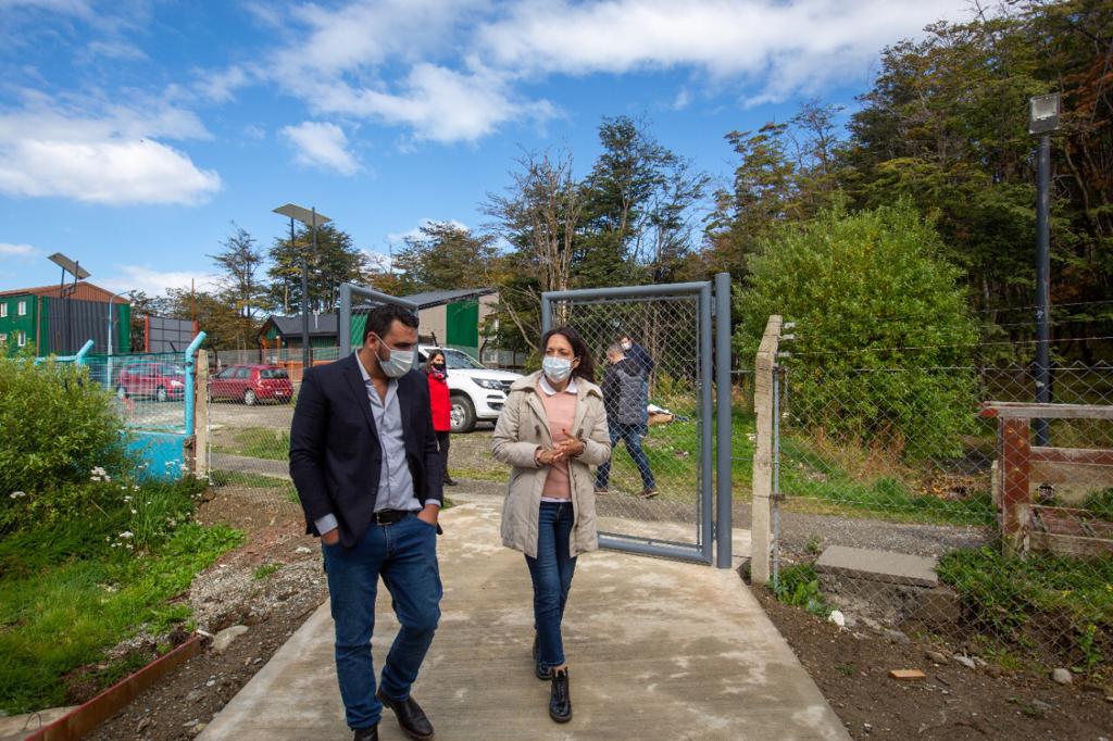 Autoridades recorrieron las obras en el edificio del Centro Cultural Actuar