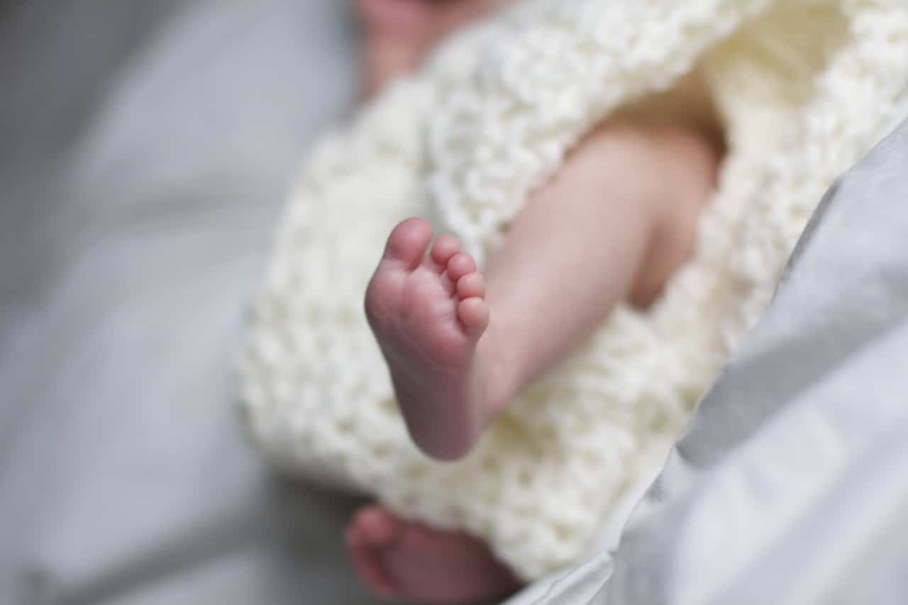 Diputado propone una ley de paternidad de 30 días