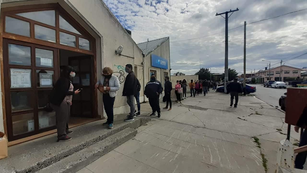 Correo Argentino de Río Grande: medida de fuerza de los trabajadores por atraso en los pagos