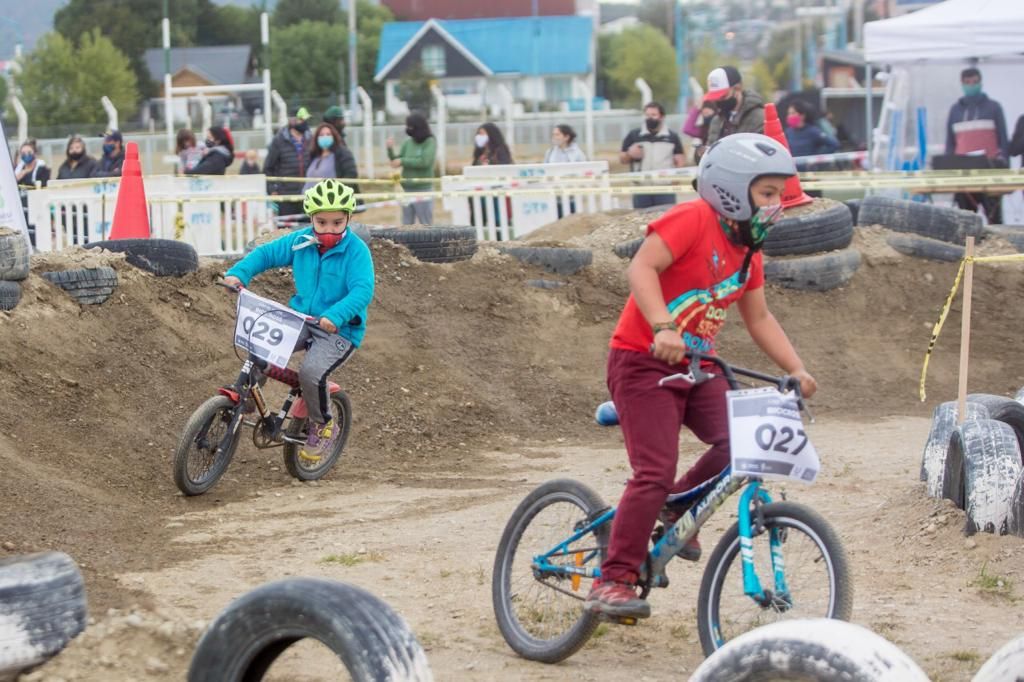 Se desarrolló el primer torneo de bicicross