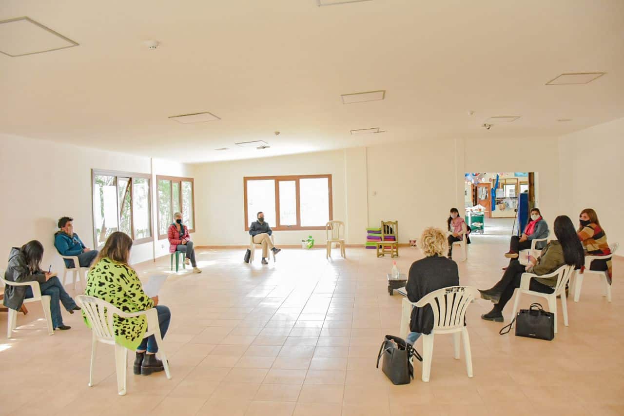 Elaboran protocolos para la vuelta a clases presenciales de escuelas experimentales