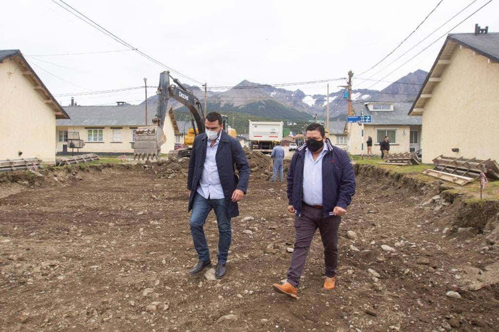 Vuoto recorrió los trabajos en la calle Grananniello