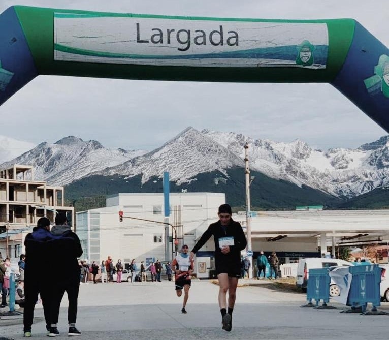 Más de 400 deportistas participaron de la prueba «10 K de la Ciudad”