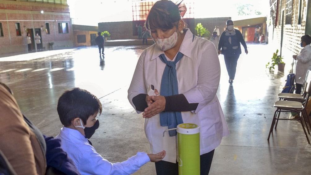 Trotta ratificó la continuidad de las clases presenciales: «Están dadas las condiciones»