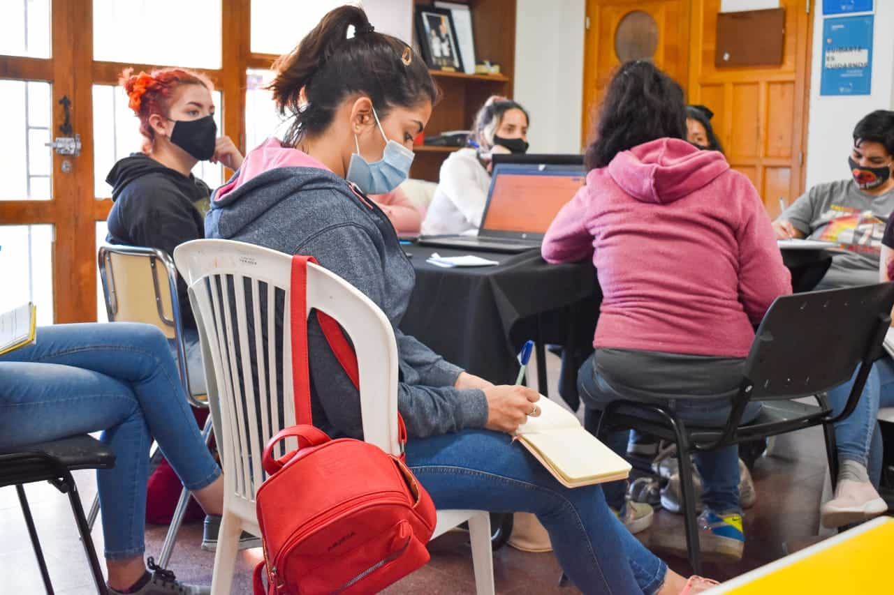 Finalizaron los talleres dirigidos a jóvenes emprendedoras