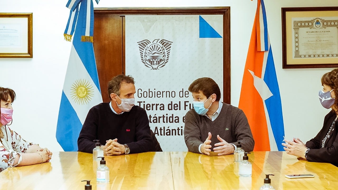 Katopodis: «Tenemos 1300 obras en todo el país»