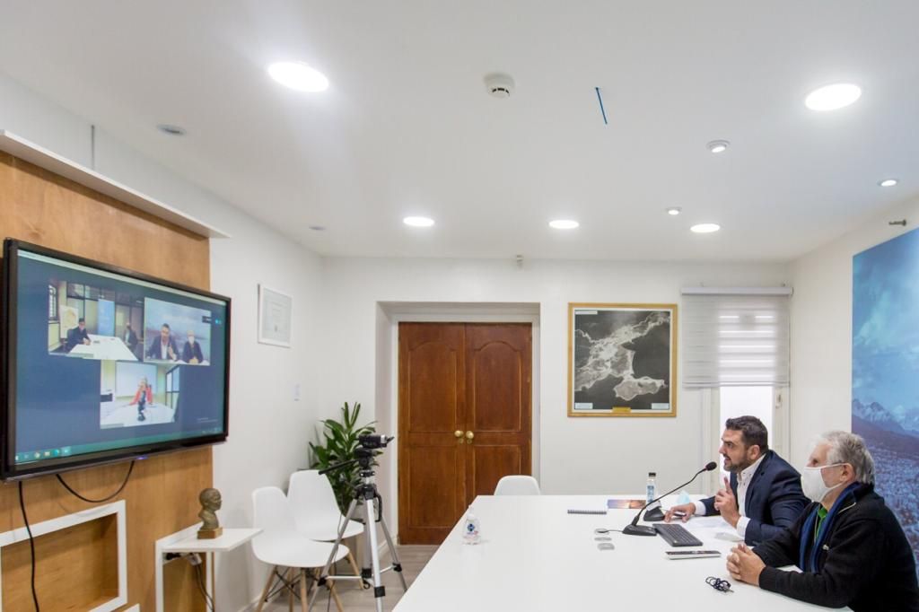 Se firmó un convenio para financiar la red de gas y cloacas para 601 lotes de la urbanización San Martín