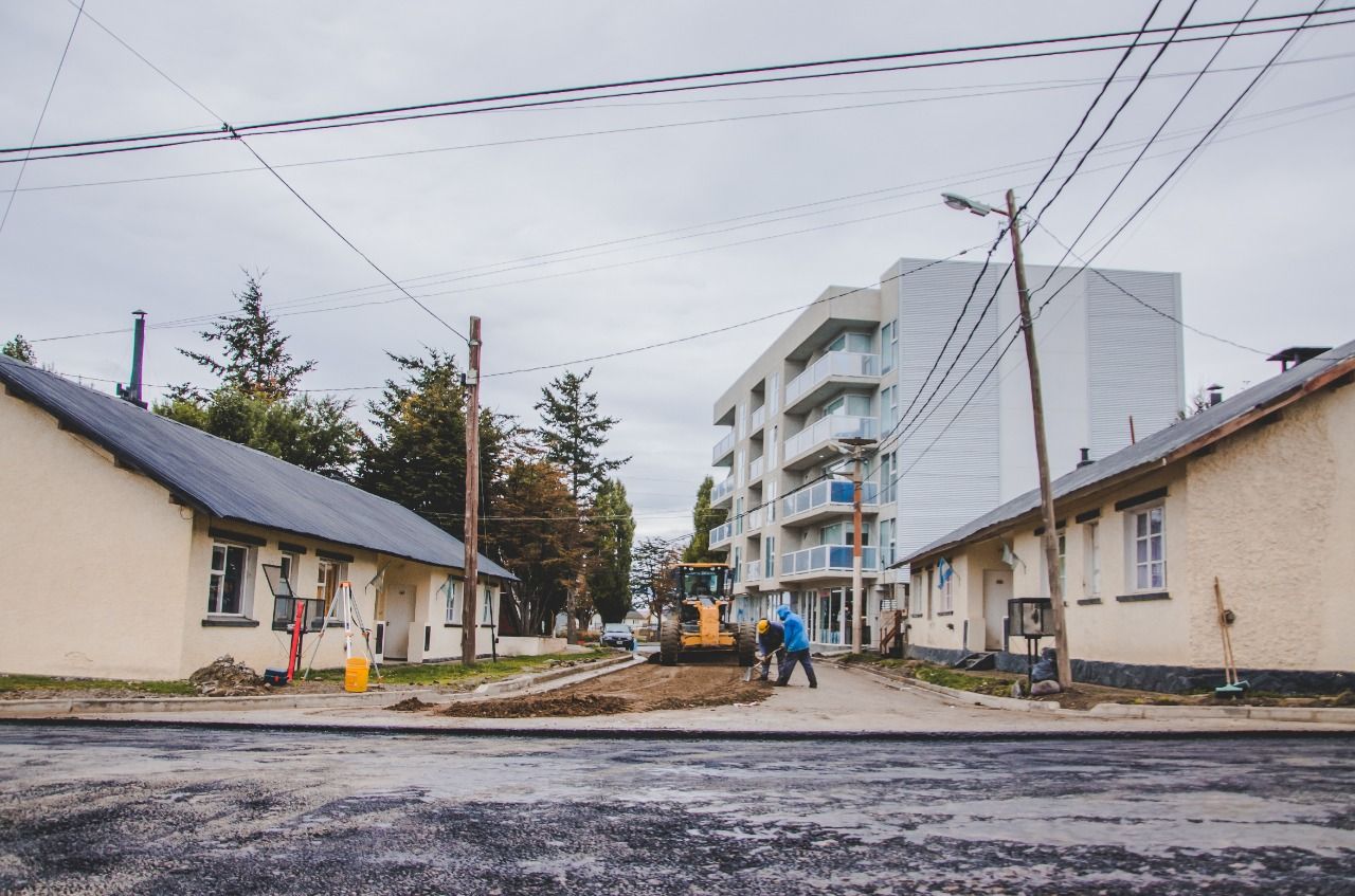 Iniciaron la pavimentación de la calle Grananniello