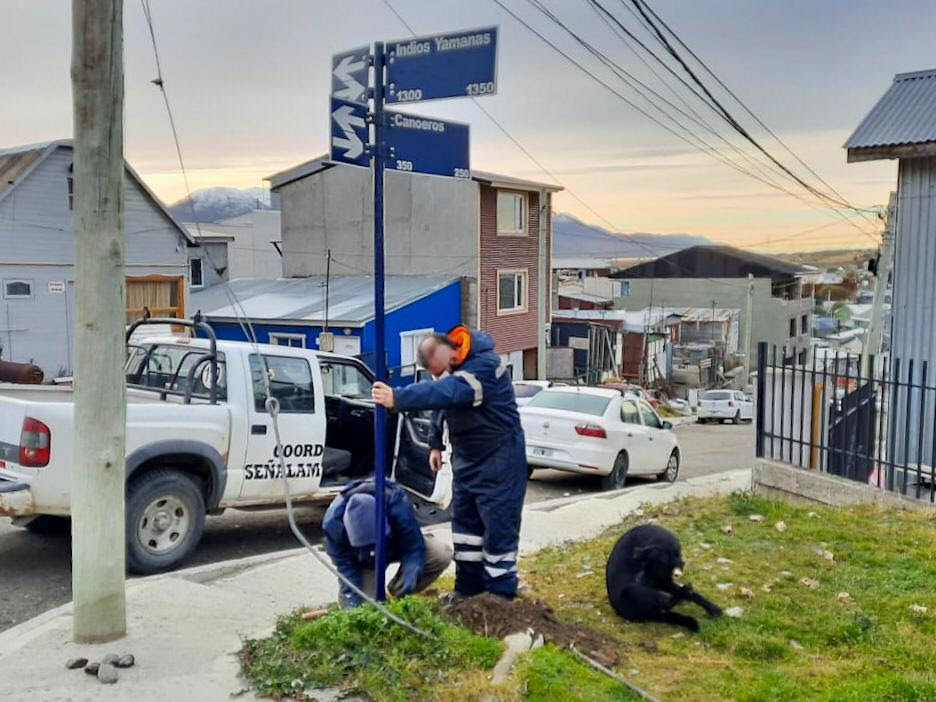 Ushuaia: el Municipio colocó nomencladores en el barrio Felipe Varela