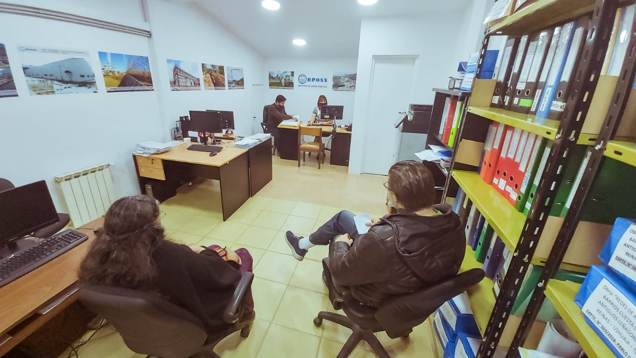 Apertura de sobres para la obra «Refuerzo Colector Maipú”