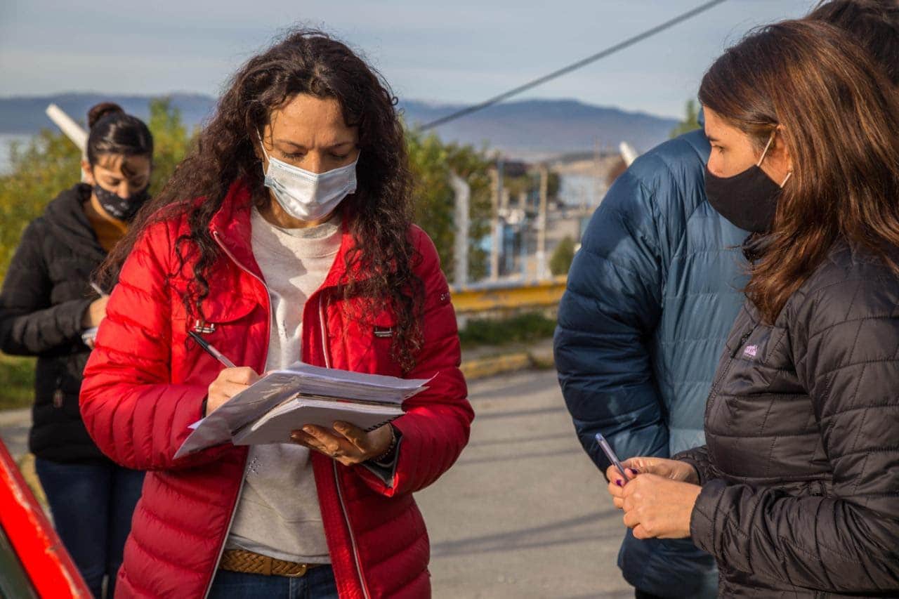 Atención al Vecino y la concejala Avila recorrieron el Barrio Los Alerces