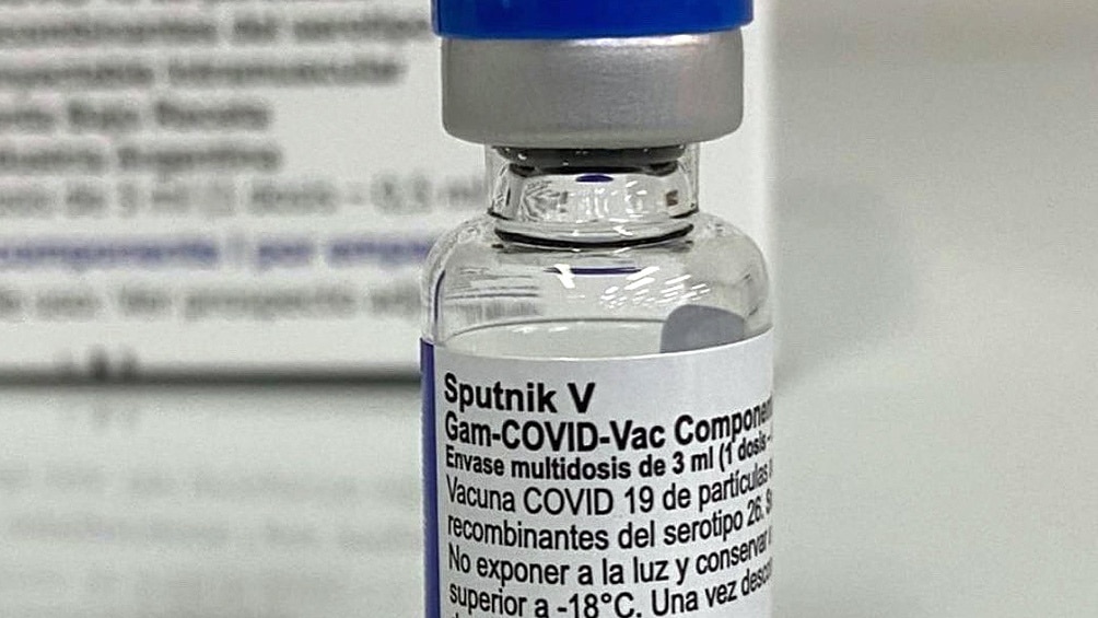 Aseguran que la Sputnik V genera anticuerpos contra las variantes que circulan en la Argentina