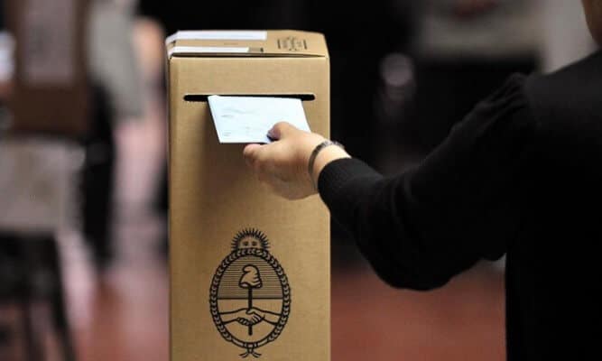 El Gobierno prepara el protocolo para las elecciones: ¿Cómo será el voto en pandemia?