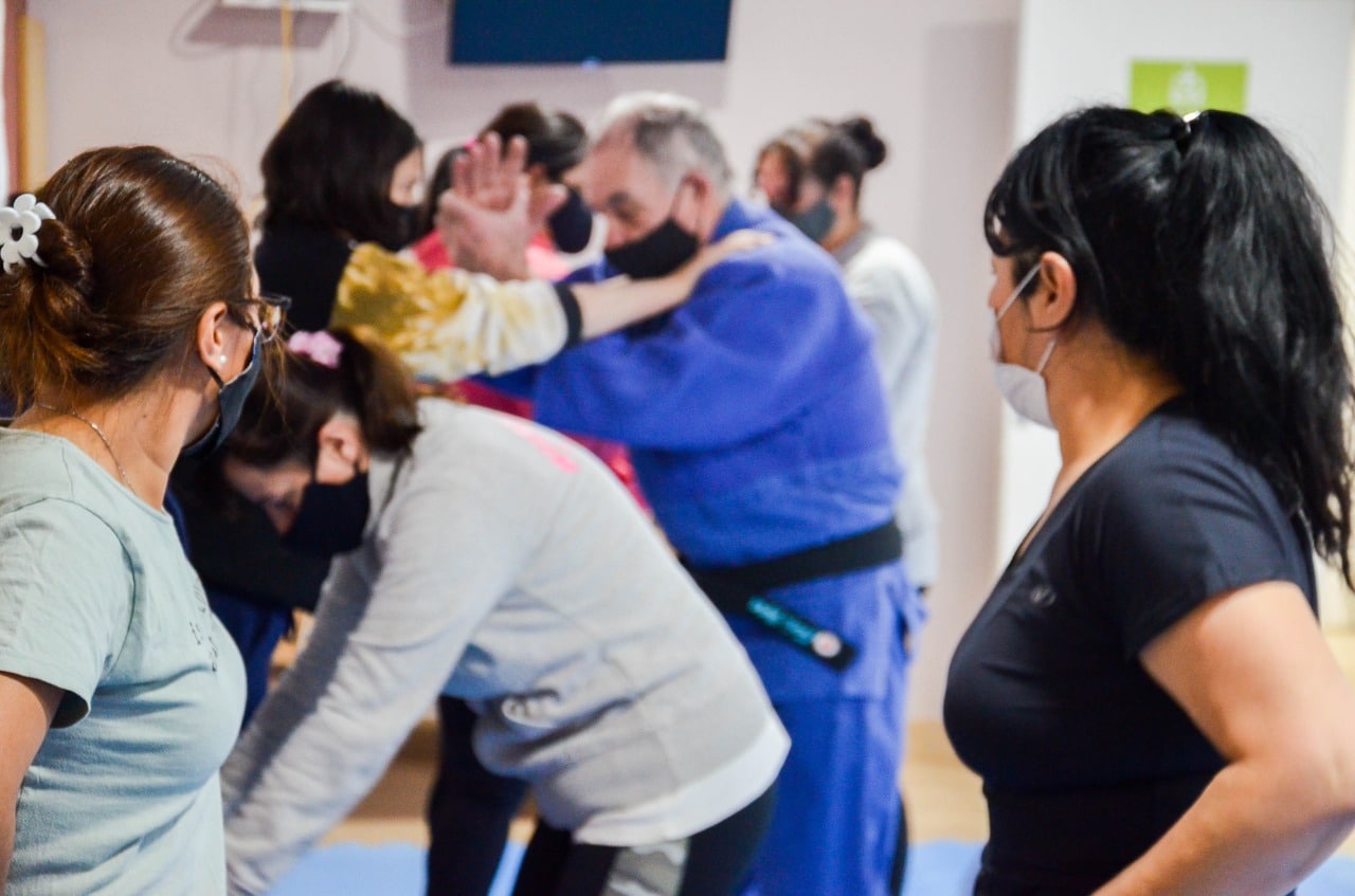 Río Grande: Inició el taller de judo y defensa personal femenino en el SUM Arraigo Sur