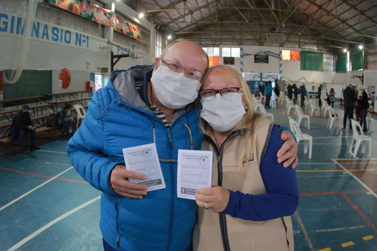 Casi el 90% de los mayores de 60 años cuentan con la primera dosis
