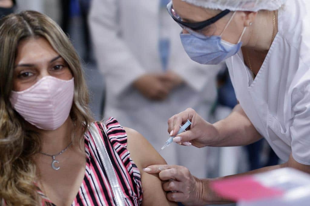 Argentina acelera el ritmo de vacunación