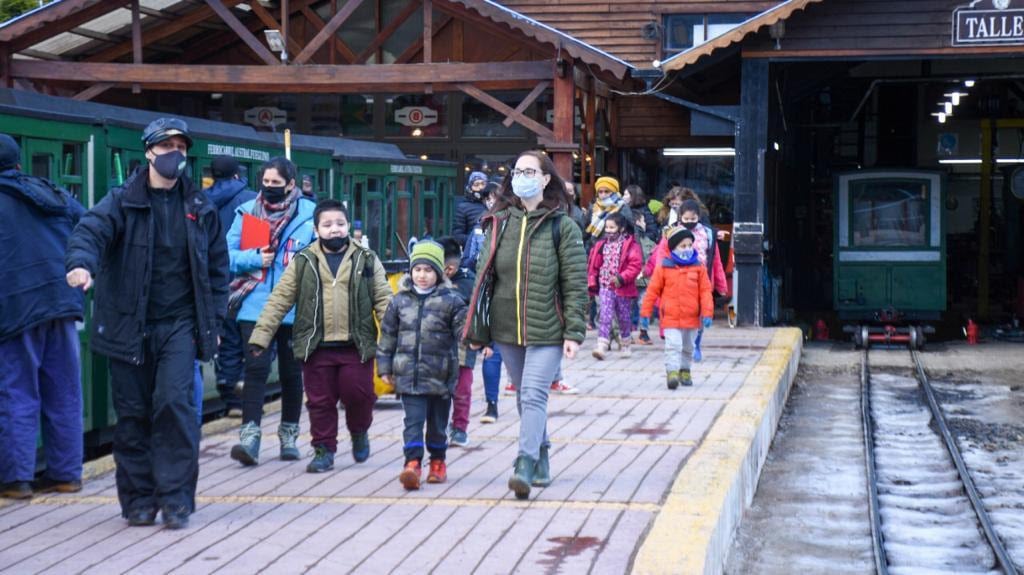 Niños y niñas disfrutaron de paseos bajo el programa de Turismo Social