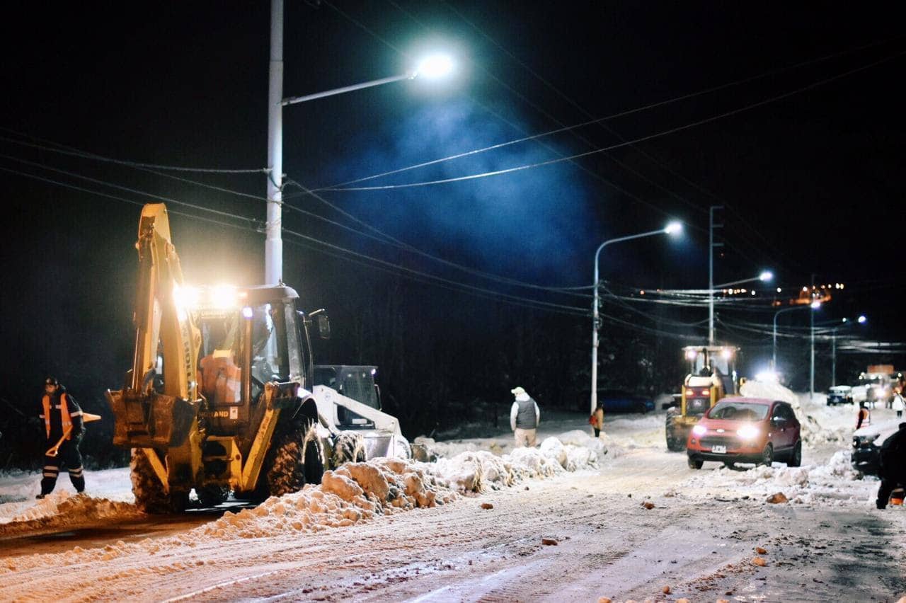 Operativo Inverno: llevaron adelante tareas de limpieza en la avenida Alem