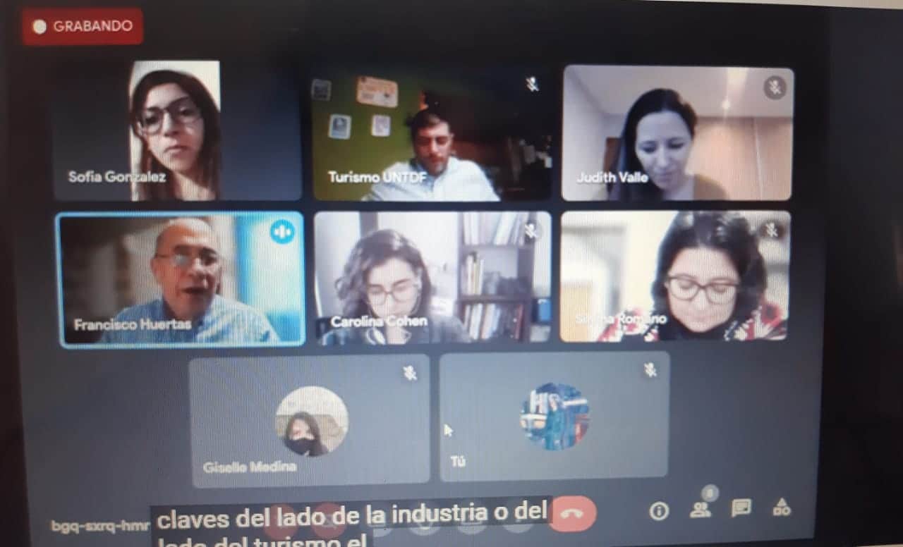 El IDEI/UNTDF tiene una nueva graduada de la Lic. en Turismo
