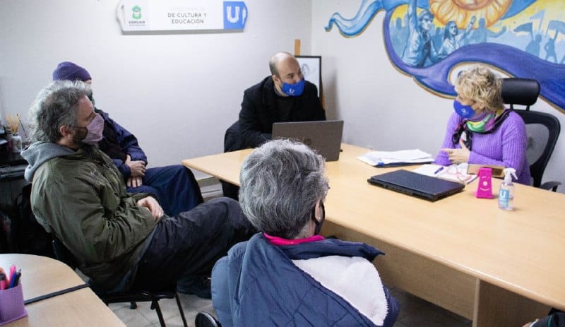 Cultura y Legal y Técnica se reunió con artesanos y artesanas