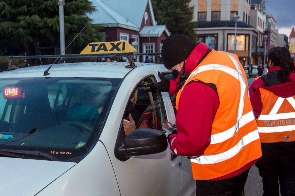 La Municipalidad de Ushuaia impulsa tareas de concientización sobre la vigencia de la Ordenanza de alcohol cero