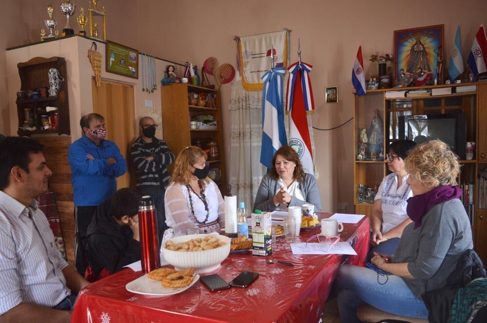 Yutrovic y Calderón visitaron la Fundación «Te Quiero Paraguay»