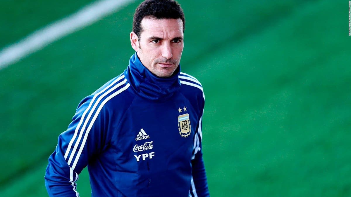 Scaloni superó un récord de Bielsa en la Selección Argentina y apunta a Basile