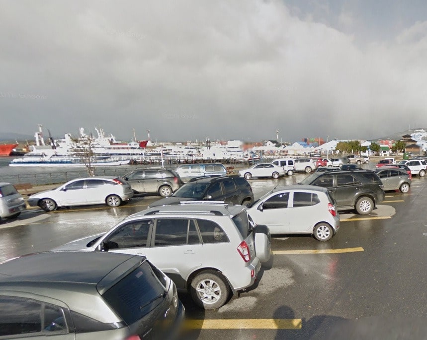 Operativo de limpieza en Avenida Prefectura Naval, prohibido estacionar