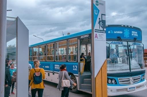 Bocchicchio: «Los nuevos recorridos permiten mejorar la conectividad y sumar 21 barrios»