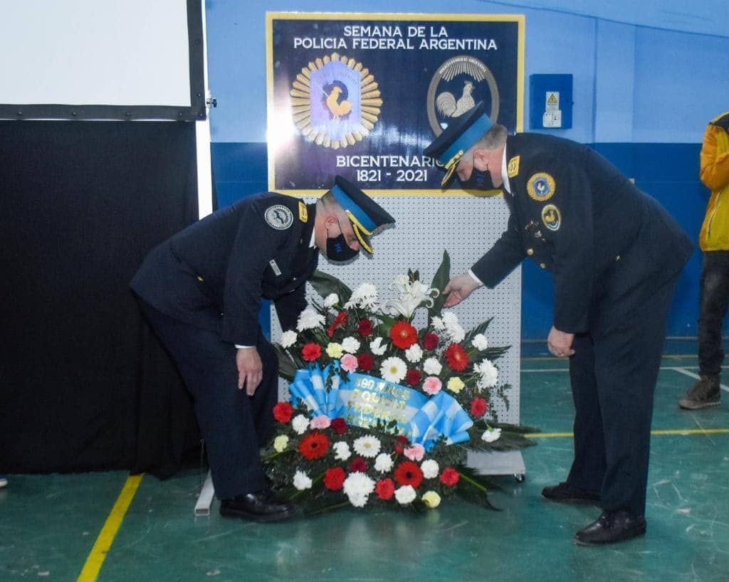 Autoridades municipales estuvieron presentes en el aniversario de la Policía Federal