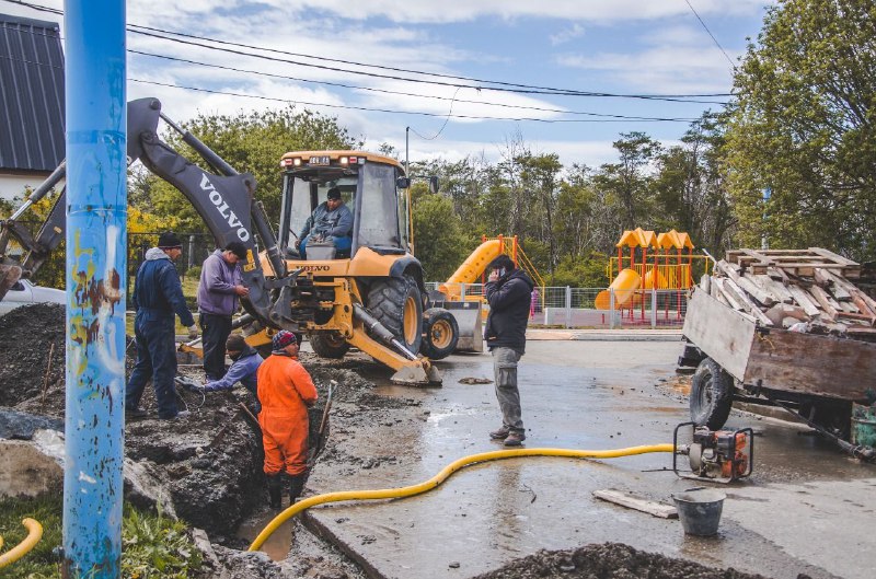 Construyen un pluvial y boca de tormenta en Acigami y Francisco González