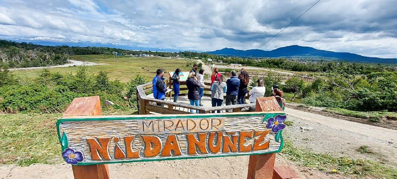 En Tolhuin se emplazó una placa en homenaje a Nilda Nuñez