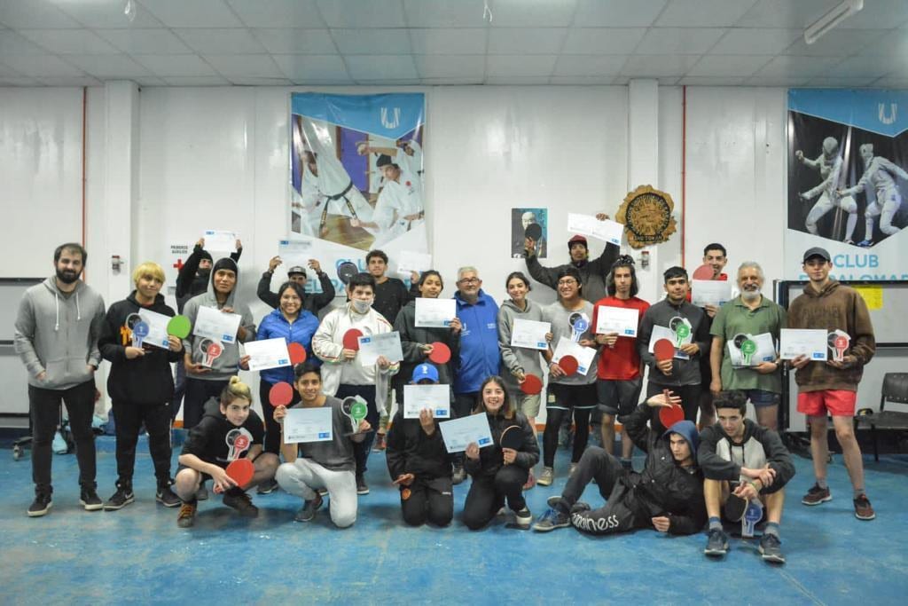 En el Torneo de Tenis de Mesa participaron 40 jóvenes