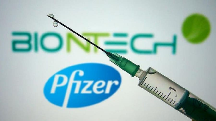 Pfizer comienza pruebas de una vacuna basada en la variante Ómicron